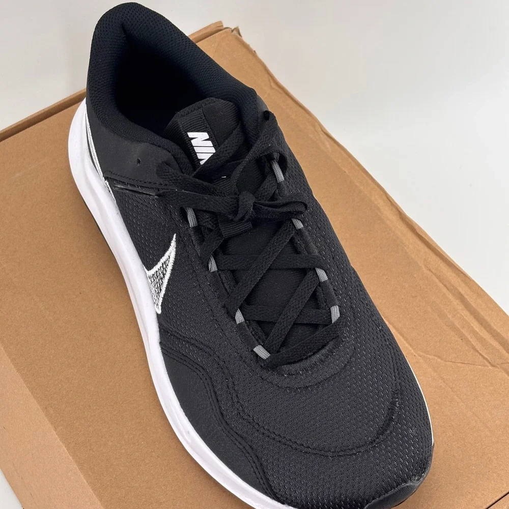 Nike Legend Essential 3 NN Mens 11 Black White Training Gym Shoes DM1120-001